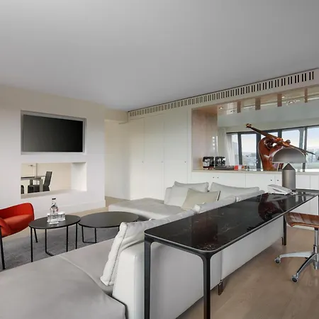 The Morrison Dublin, Curio Collection By Hilton-3