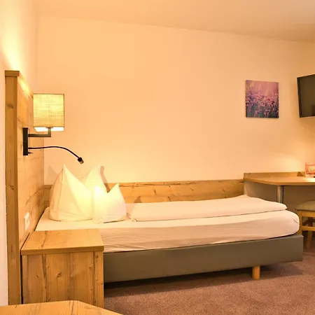 Landhotel Schellenberg-2