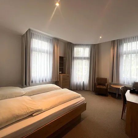 Hotel an der Hauptallee-3