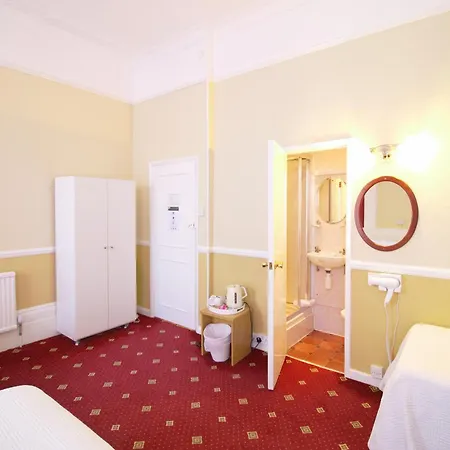 Balmoral House Hotel-2