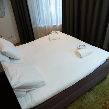 S&A Vondel Park Hotel-2