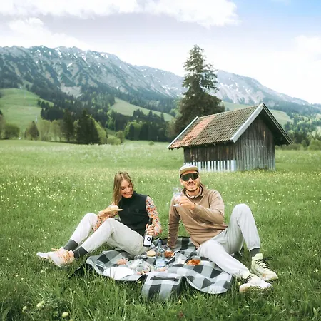 BergBuddies - Übernachtung inklusive kostenlosen Bergbahntickets und vielem mehr-3