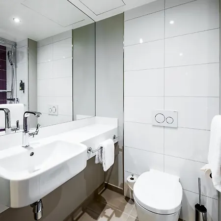 Premier Inn Stuttgart City Europaviertel-3
