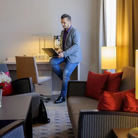 Mercure Hotel München Süd Messe-3