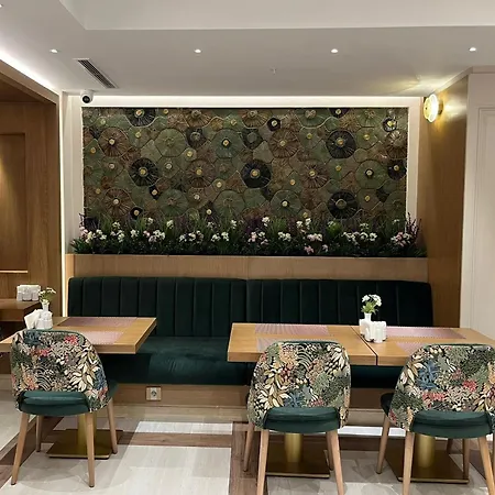 Grand Hilarium Hotel-3