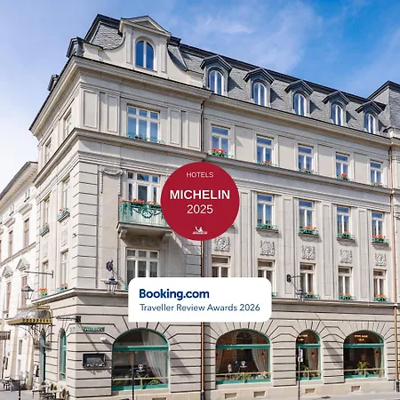 Hotel H15 Francuski Old Town - Destigo Hotels-2
