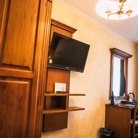 Hotel Italia-2