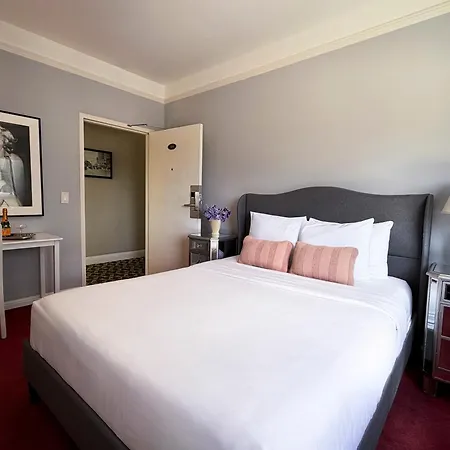 The Hotel Hollywood-2