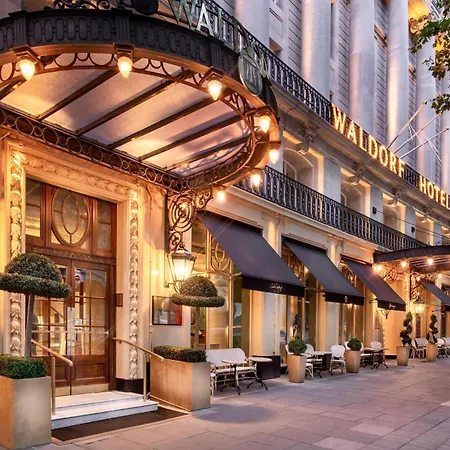 The Waldorf Hilton-2