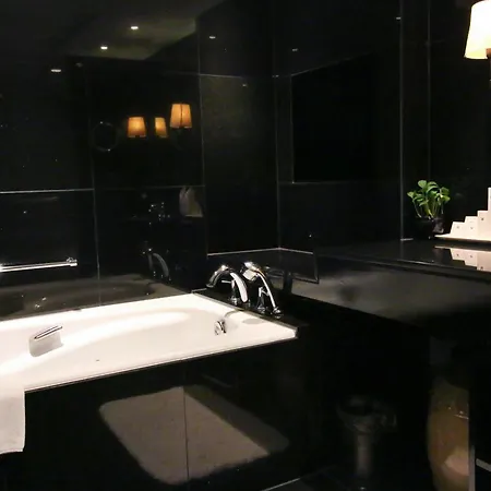 Orchard Hotel Singapore-3