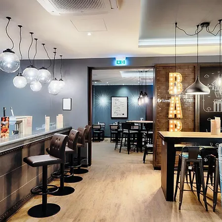 Premier Inn Berlin City Süd-2