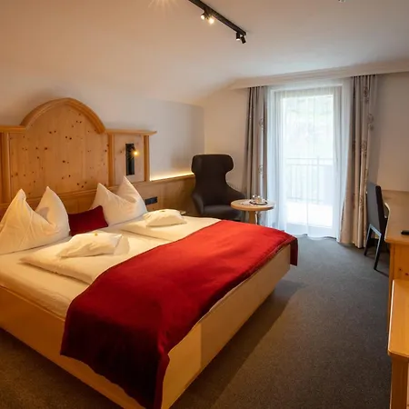 Hotel Garni Monte Bianco-3