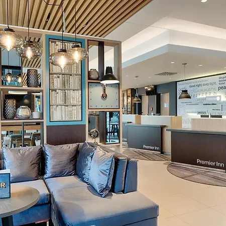 Premier Inn Frankfurt Westend-3