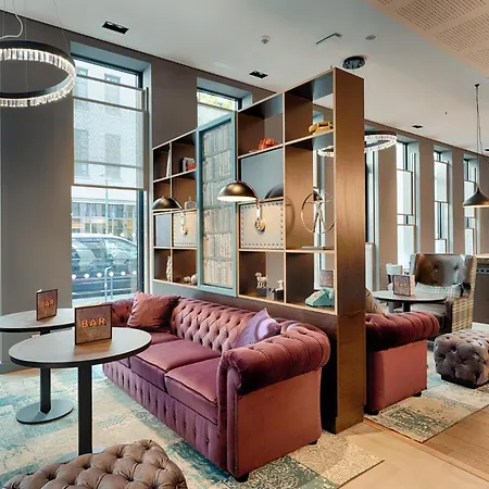 Premier Inn Berlin Alexanderplatz-2