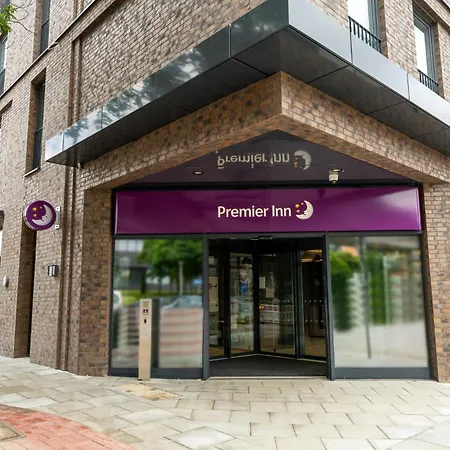 Premier Inn Hamburg City Klostertor-3