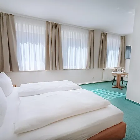 REGIOHOTEL Bunte Stadt-3