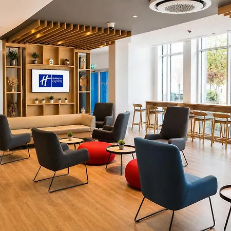 Holiday Inn Express Munich Airport - Erding by IHG-3