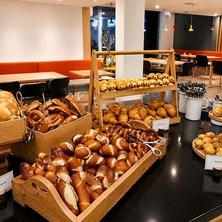 Holiday Inn Express Munich Airport - Erding by IHG-2