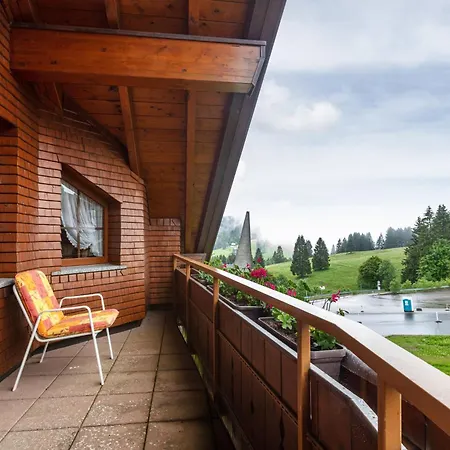 Cafe-Restaurant-Gästehaus Waldvogel-2