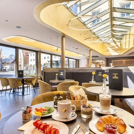 Hotel Schlosskrone-3
