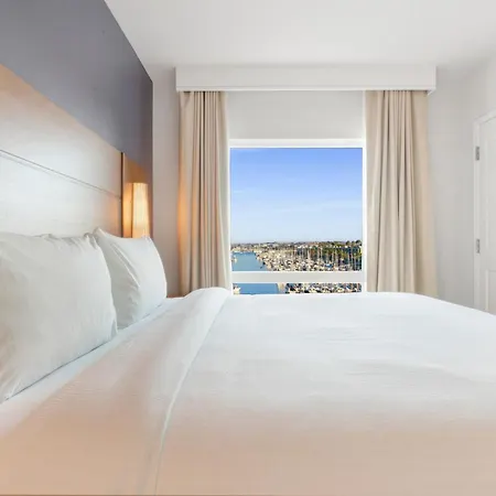Courtyard By Marriott Marina Del Rey-2