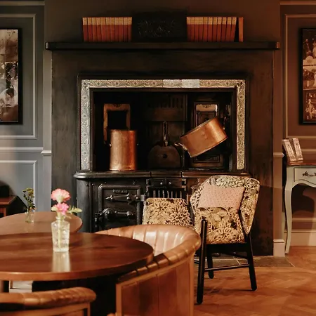 Morton Hotel-3