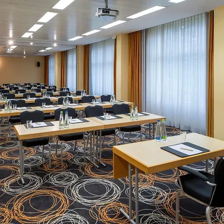 Mövenpick Hotel Nürnberg Airport-2