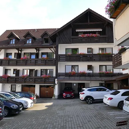Altstadt-Hotel Zum Hechten-3