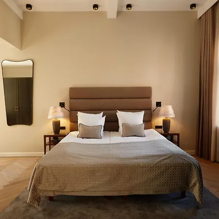Ascot Hotel-2