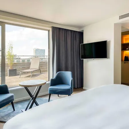 Park Inn By Radisson Antwerp City Centre-2