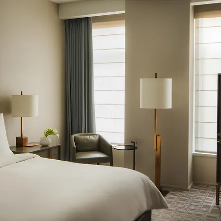 Four Seasons Hotel New York Downtown-2