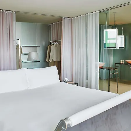 Sanderson London-3