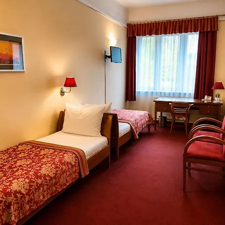 Cloister Inn Hotel-3