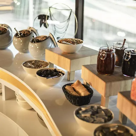 ibis Styles Arnhem Centre-3