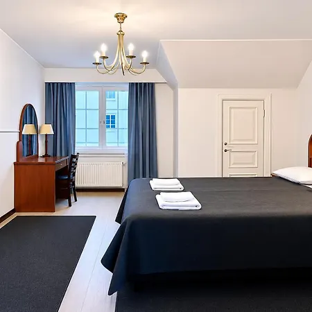 Senate Hotel-3