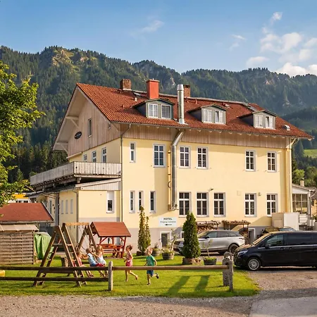 Hotel Garni Ammergauer Hof-2