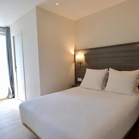 Hipotel Paris Voltaire Bastille-2