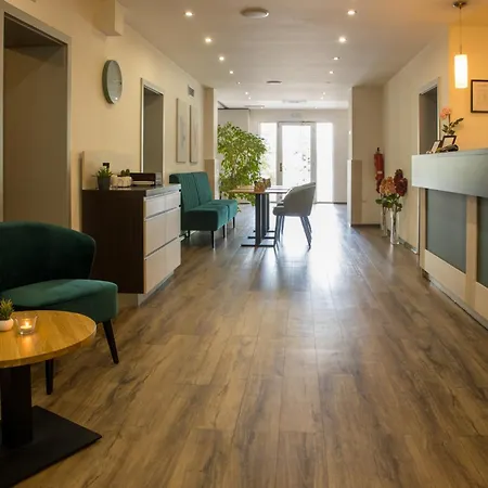 Hotel Kanarek-3