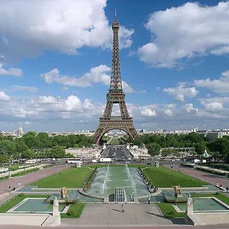 ibis Styles Paris Eiffel Cambronne-3