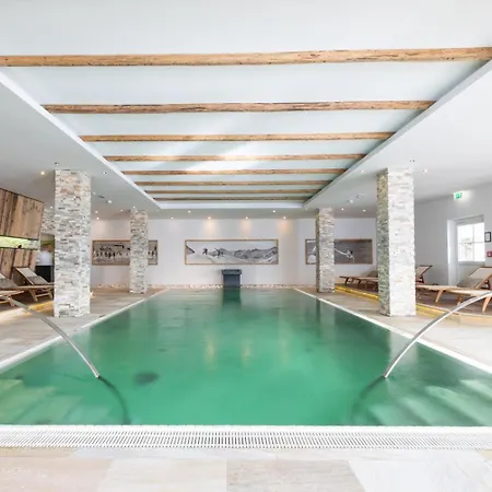 Superior Hotel Edelweiss-2
