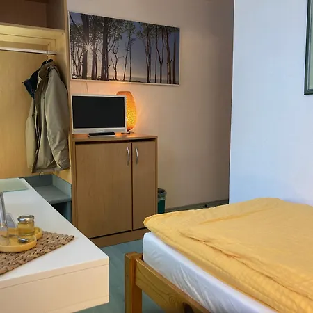 Hotel-Pension Seeadler-3