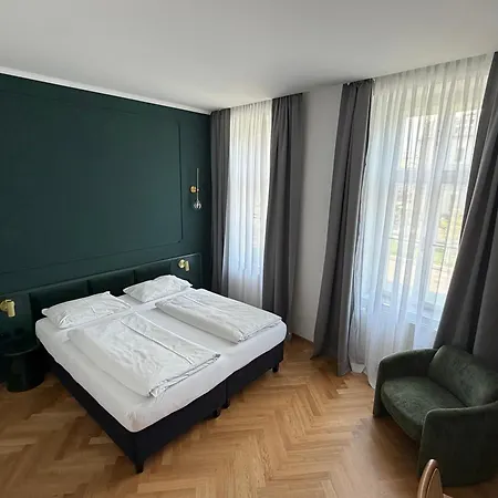 Kolbeck Rooms-2