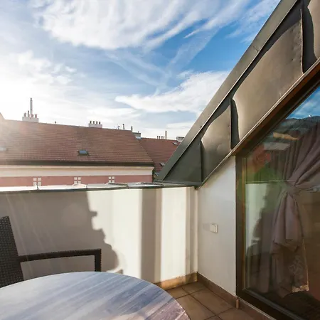 Hotel Carol-2