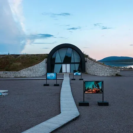 Icehotel-2