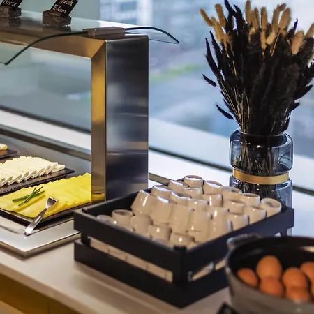ibis Styles Arnhem Centre-2