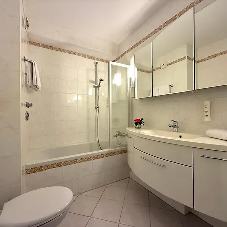 Hotel Royal-3