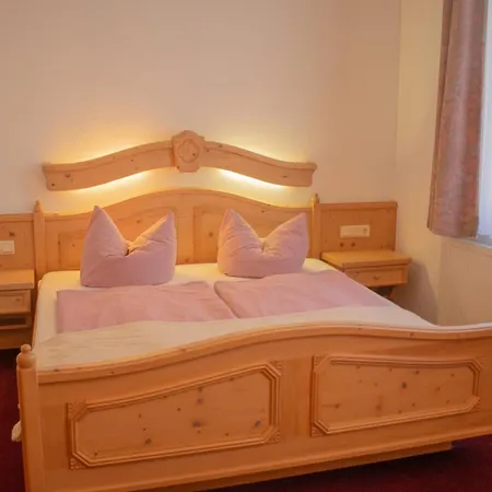 Pension Haus Marga-2