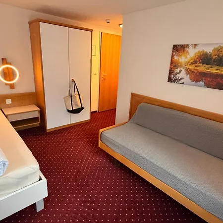 Hotel Heilquelle-3