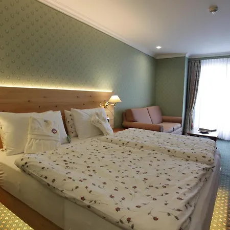 Hotel Sochers Club-3