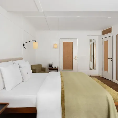 Louis Hotel-3